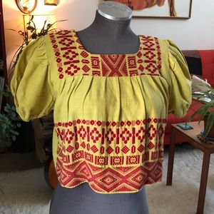 Vintage mexican embroidered blouse puff sleeve